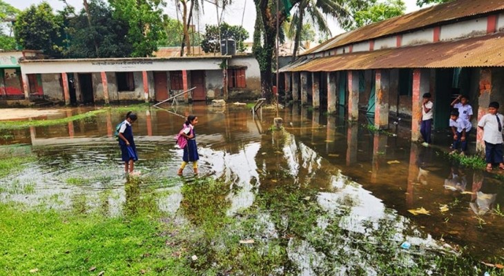 ঝিনাইগাতীতে জলাবদ্ধতায় বিপর্যস্ত বিদ্যালয়